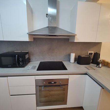 Central Modern Sliema 2 Bedroom Apartment Extérieur photo