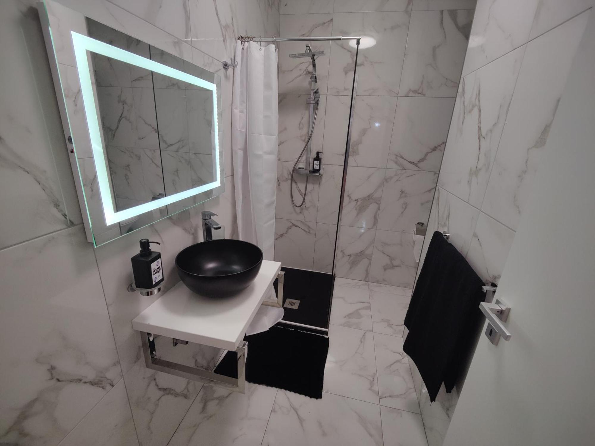 Central Modern Sliema 2 Bedroom Apartment Extérieur photo