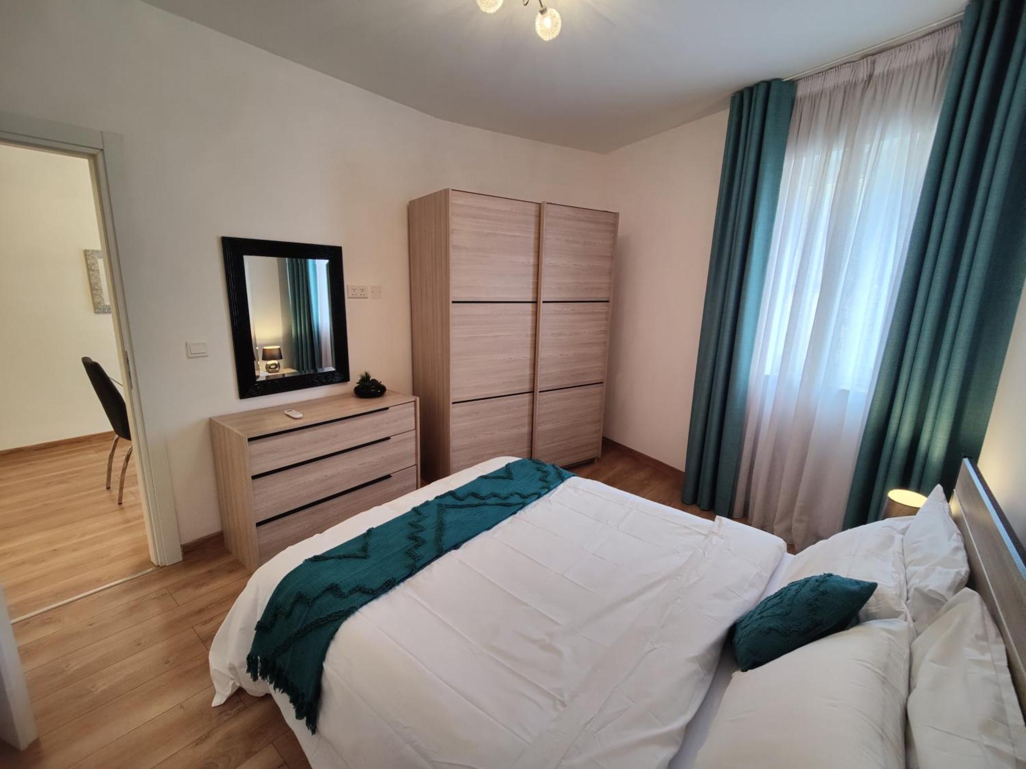 Central Modern Sliema 2 Bedroom Apartment Extérieur photo