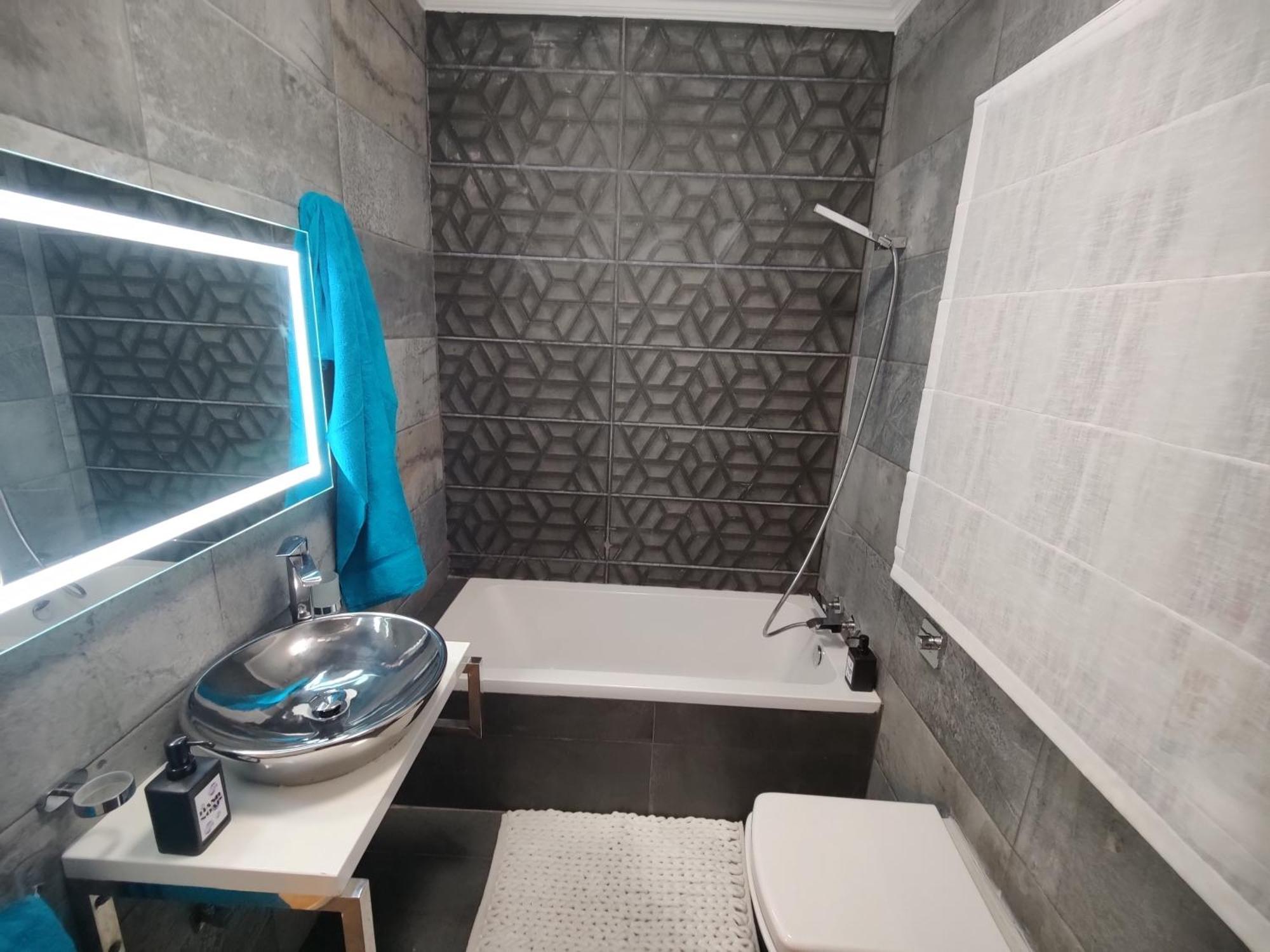 Central Modern Sliema 2 Bedroom Apartment Extérieur photo